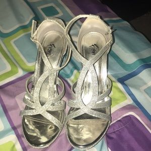 Heels back from junior prom of 2015